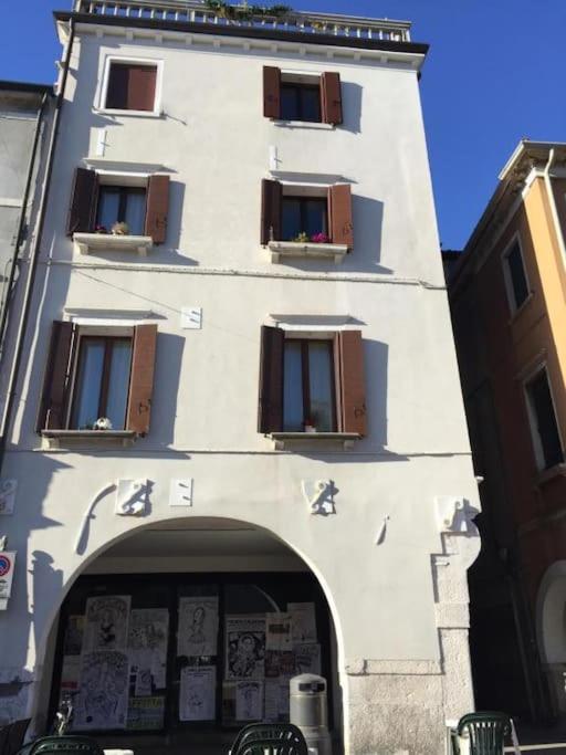 Casa Manuela Non Turisti Ma Ospiti Apartment Chioggia Exterior foto