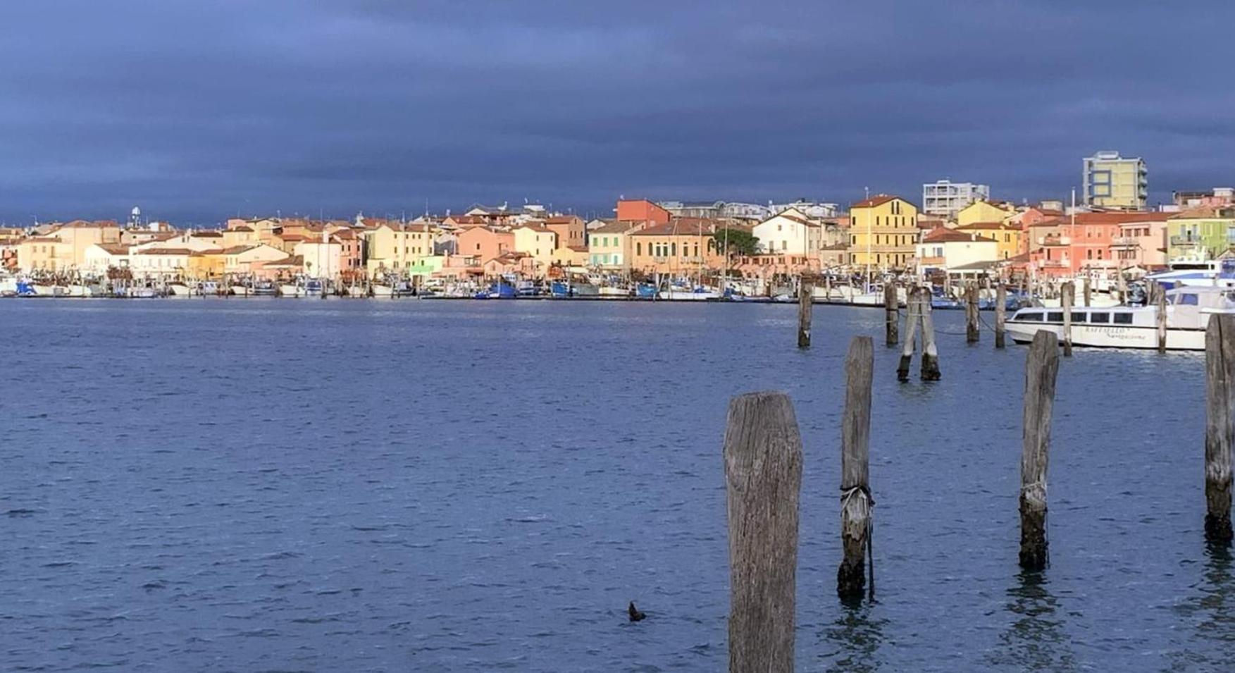 Casa Manuela Non Turisti Ma Ospiti Apartment Chioggia Exterior foto