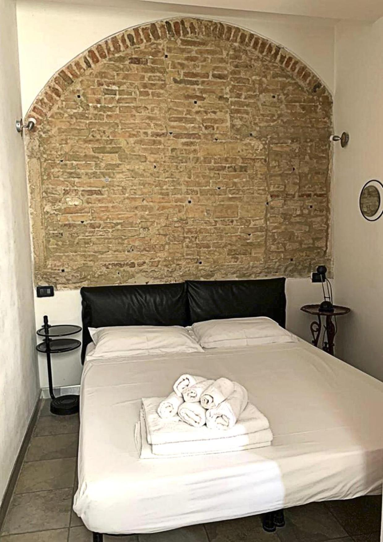 Casa Manuela Non Turisti Ma Ospiti Apartment Chioggia Exterior foto