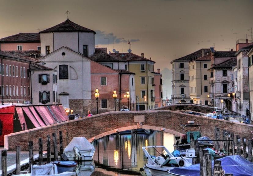 Casa Manuela Non Turisti Ma Ospiti Apartment Chioggia Exterior foto